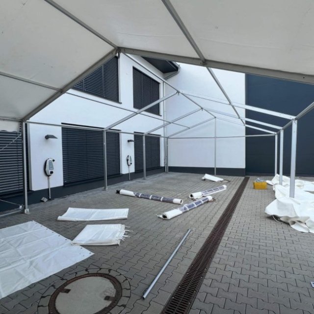 Premium Partyzelt 6x12Meter in Festzeltqualität