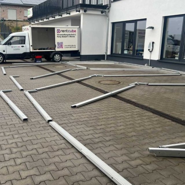 Premium Partyzelt 6 x 6 Meter in Festzeltqualität